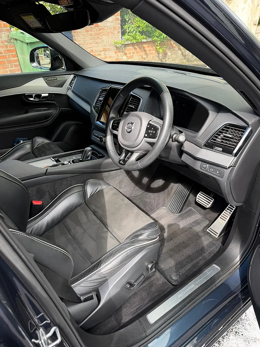 Volvo XC90 driver seat and footwell after a Full Valet